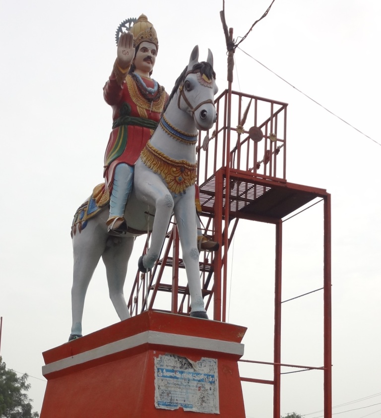 Basaweshwara Statue at Mela-Sangam-XRoad-Sangareddy-Telengana.